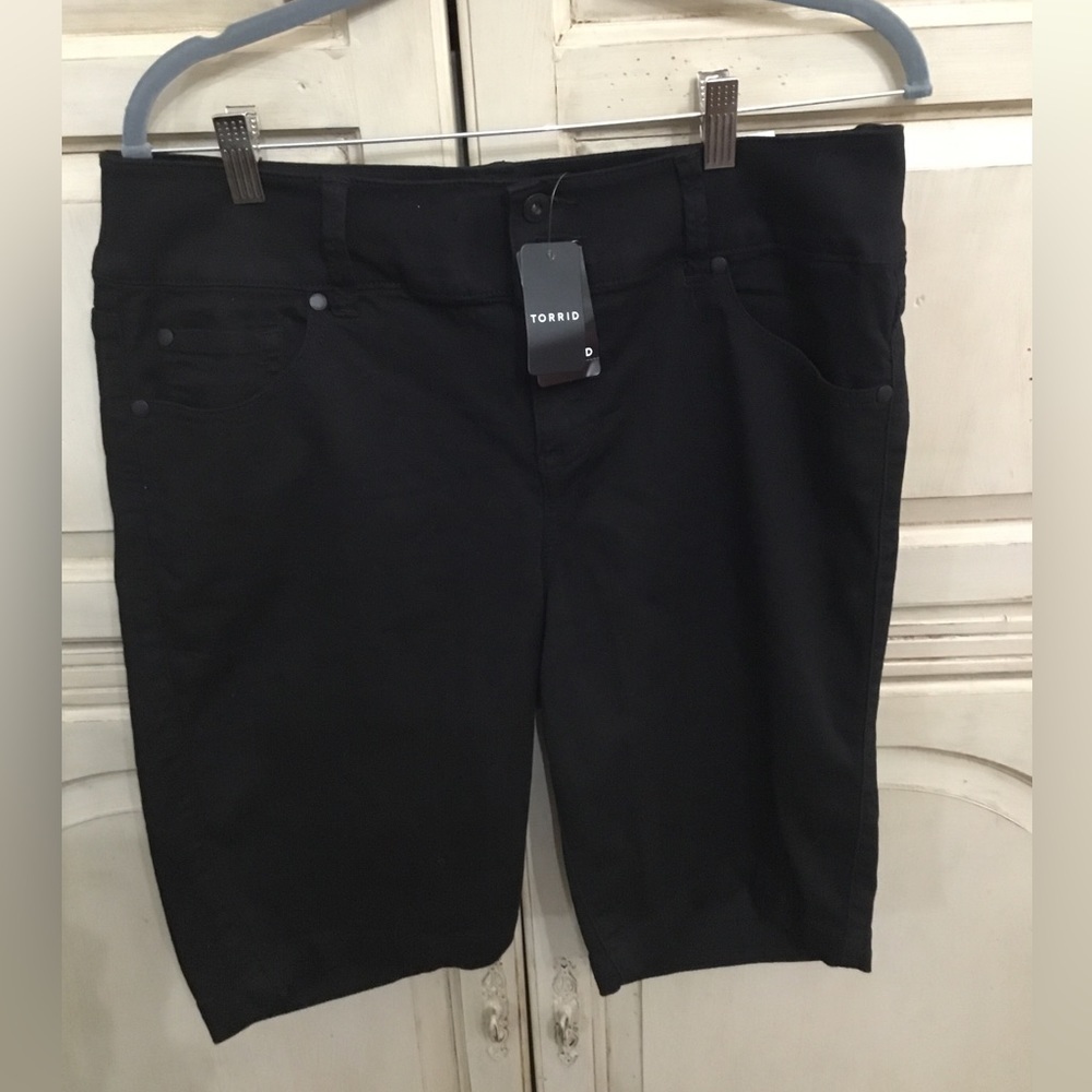Torrid Women’s Stretch Jegging Black Size 16 New With Tags